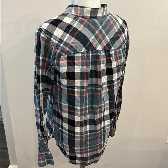 Arizona Jean Company Small Boyfriend Fit Plaid Button Down Shirt - Picture 7 of 12